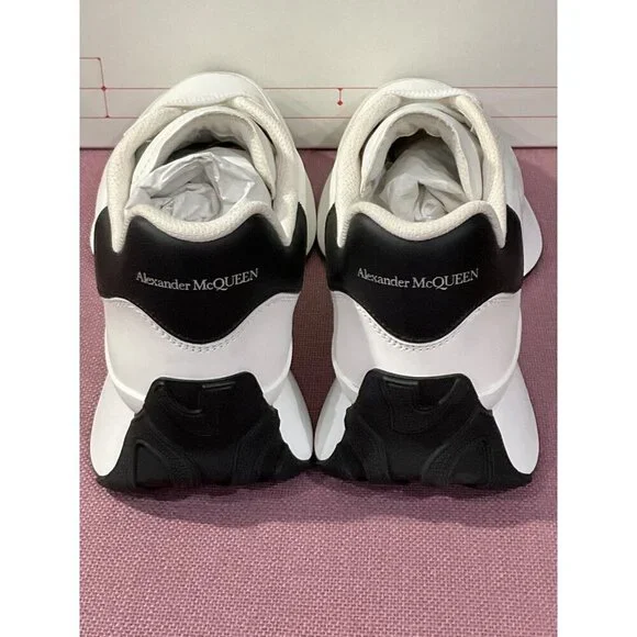 Alexander McQueen Sprint Runner Sneakers in White & Black 38 New with Box Womens - Picture 11 of 16